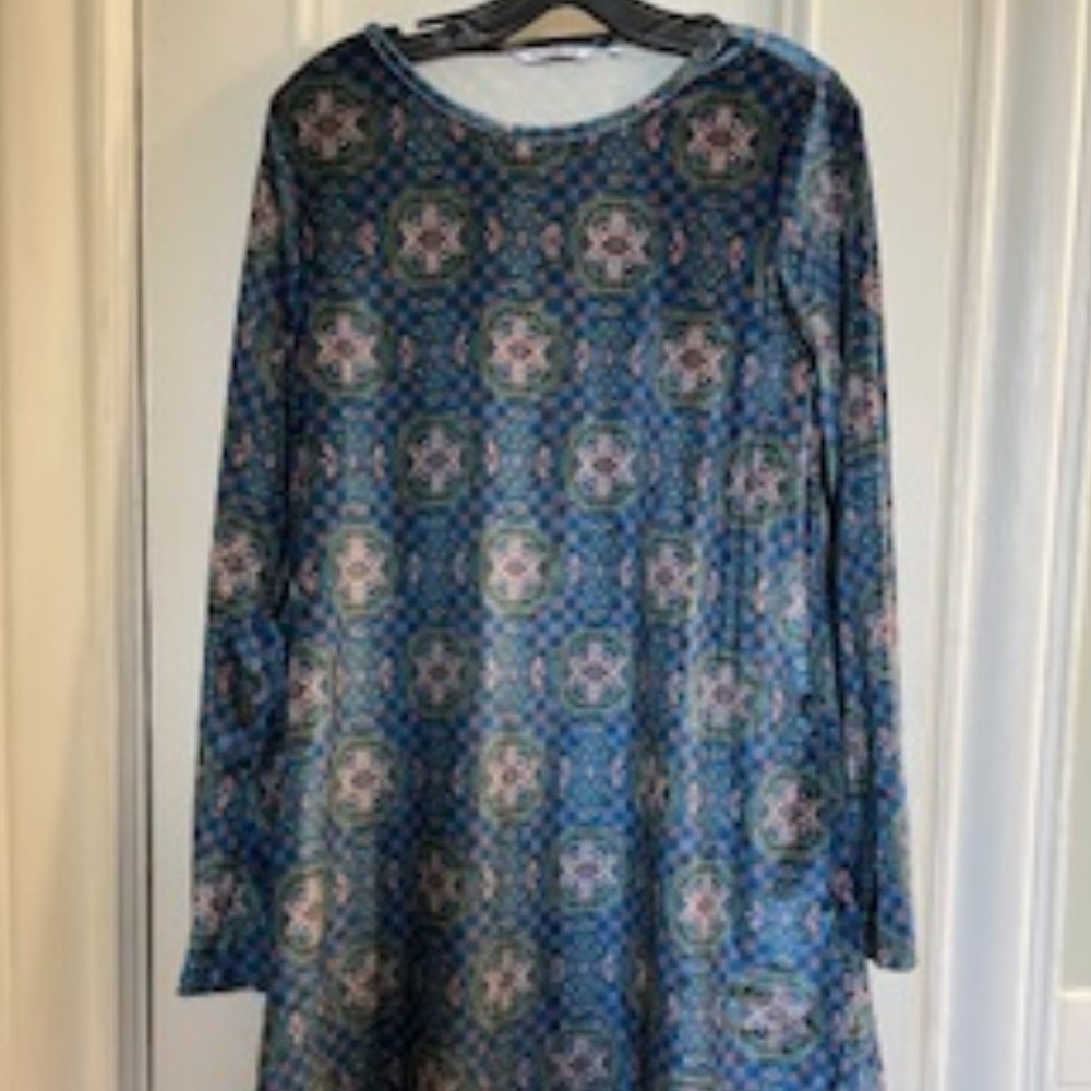 Festive Blue Patterned Velvet - Picture 2 of 6